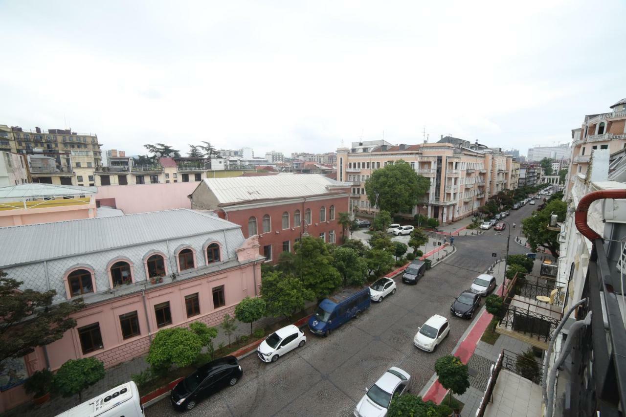 Makvalas Apartment In Batumi Centre Exteriör bild