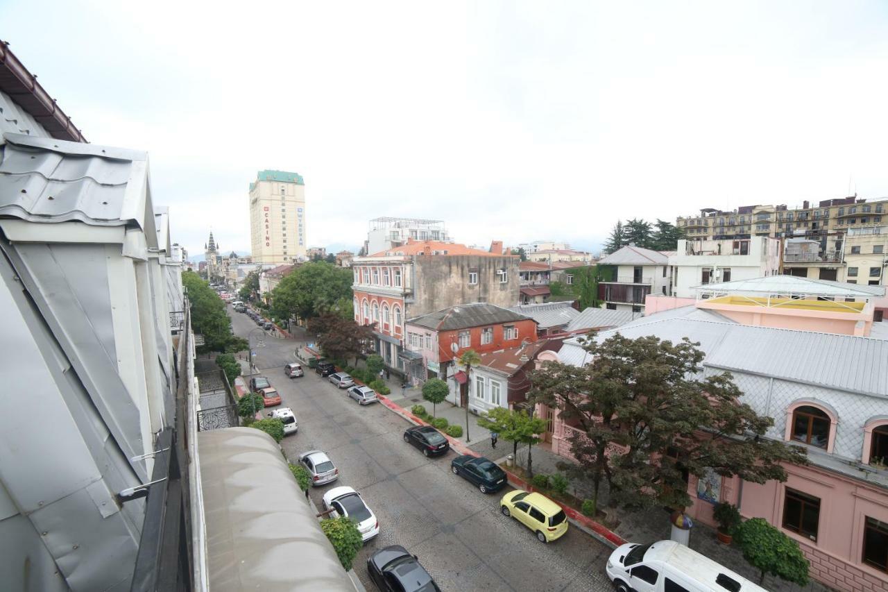 Makvalas Apartment In Batumi Centre Exteriör bild
