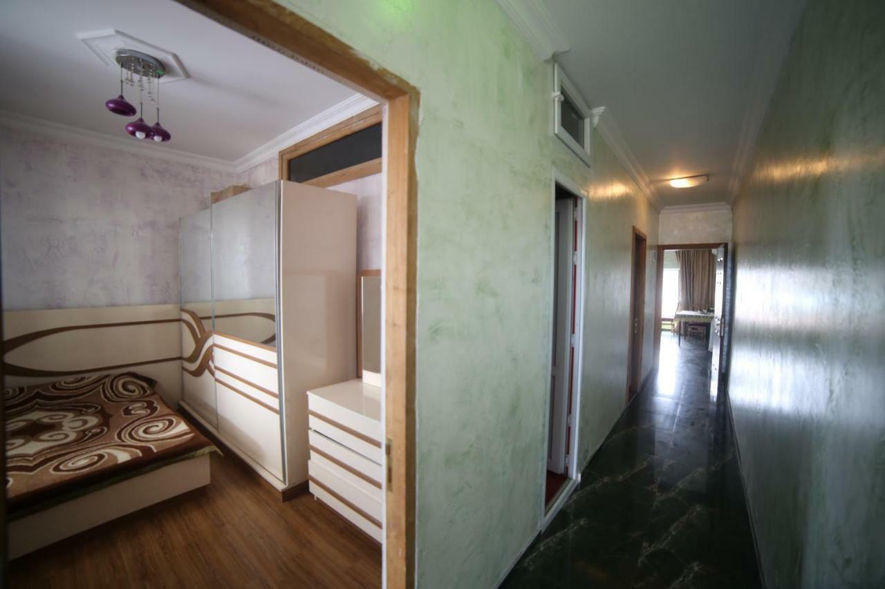 Makvalas Apartment In Batumi Centre Exteriör bild