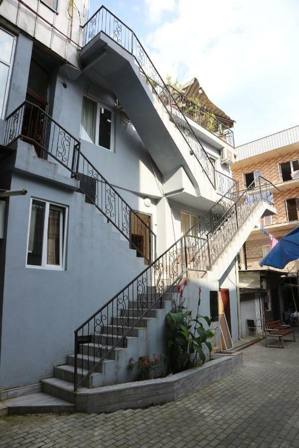 Makvalas Apartment In Batumi Centre Exteriör bild